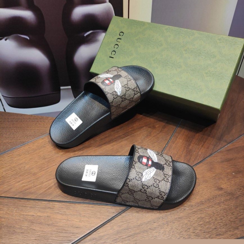G*u*i slippers